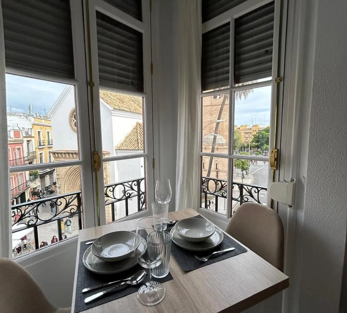 Wanderlust Apartments Seville